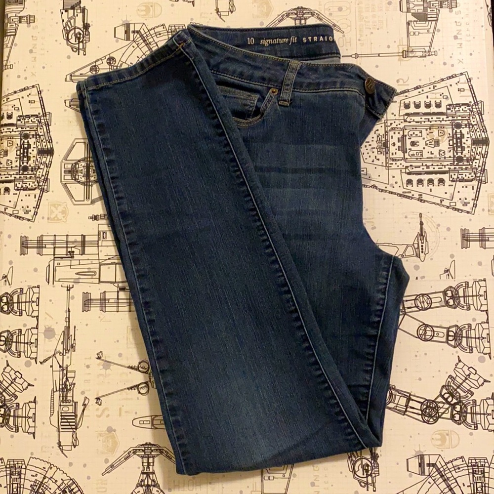 W62 straight leg stretch jeans